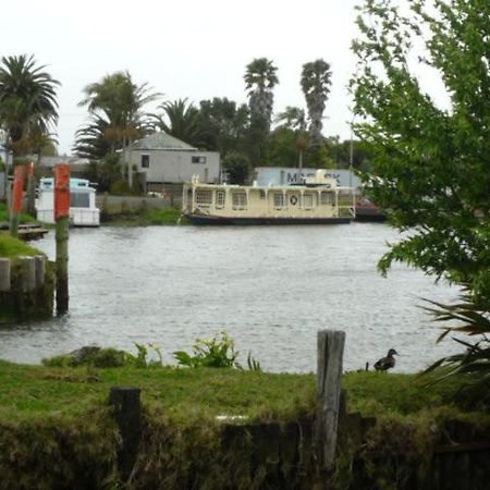 Blue House Villa Awanui Eksteriør bilde
